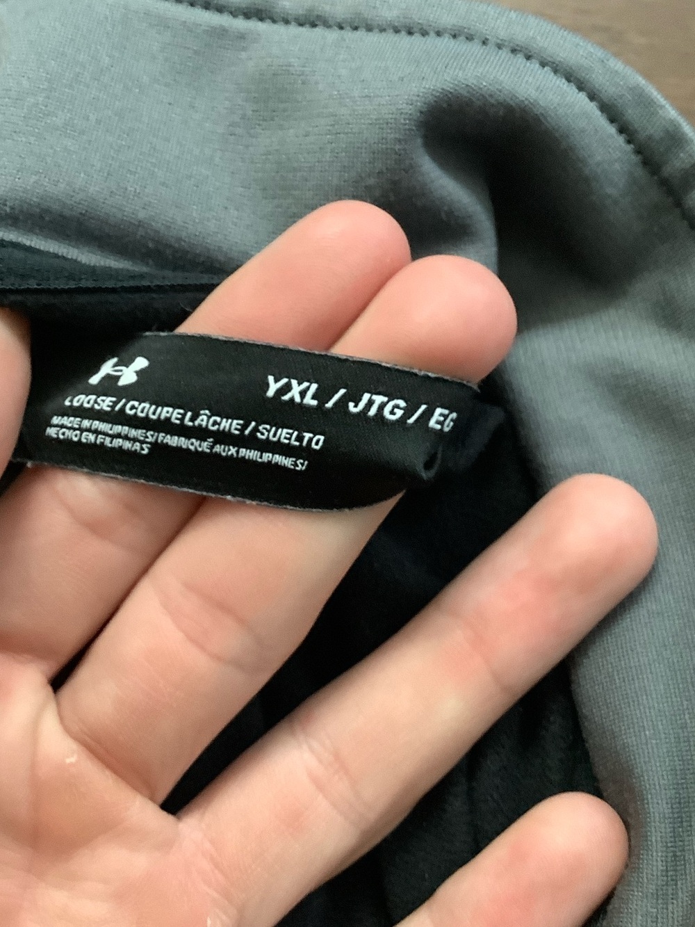 Under Armour youth Black Full-Zip Track Jacket - Picture 3 of 3